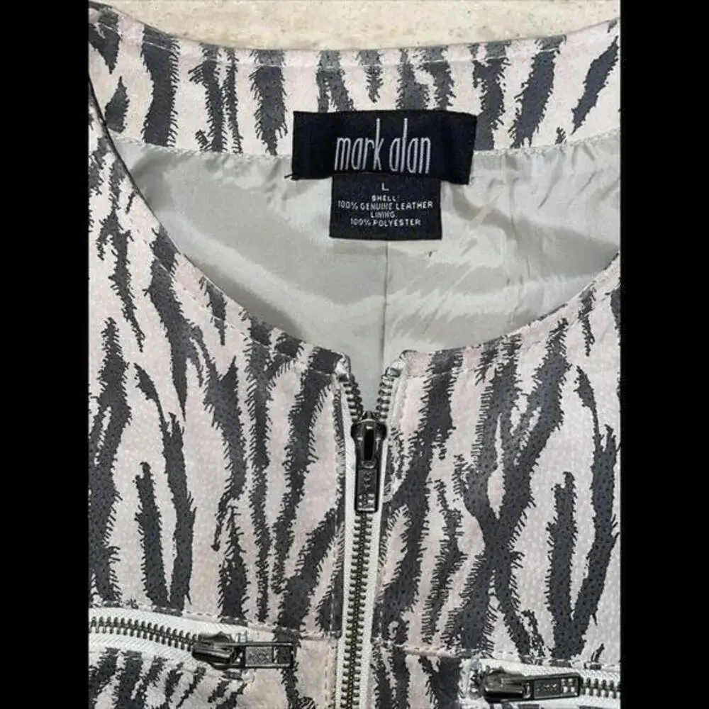 MARK ALAN WOMANS Zebra PRINT LEATHER JACKET‎ FITTED Size Large